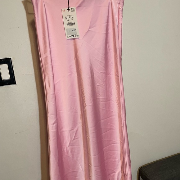 Zara Light Pink Satin Midi Skirt - Picture 4 of 7
